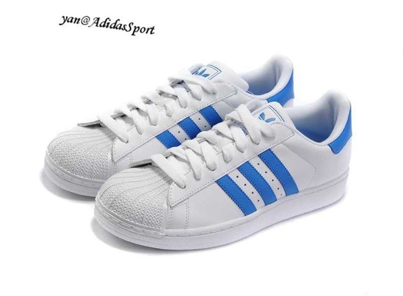 superstar femme blanche et bleu